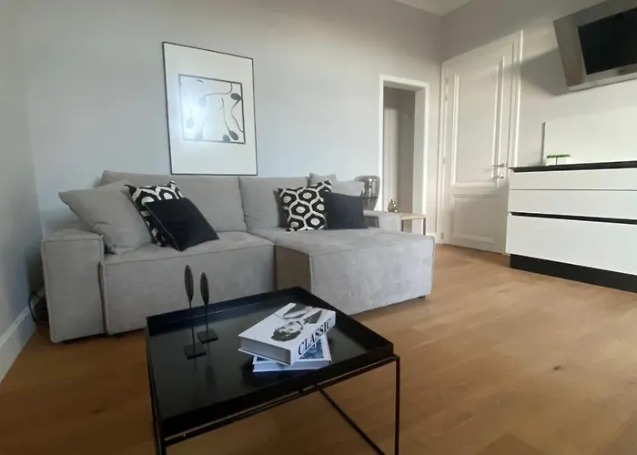 Apartment Square50 Boutique *